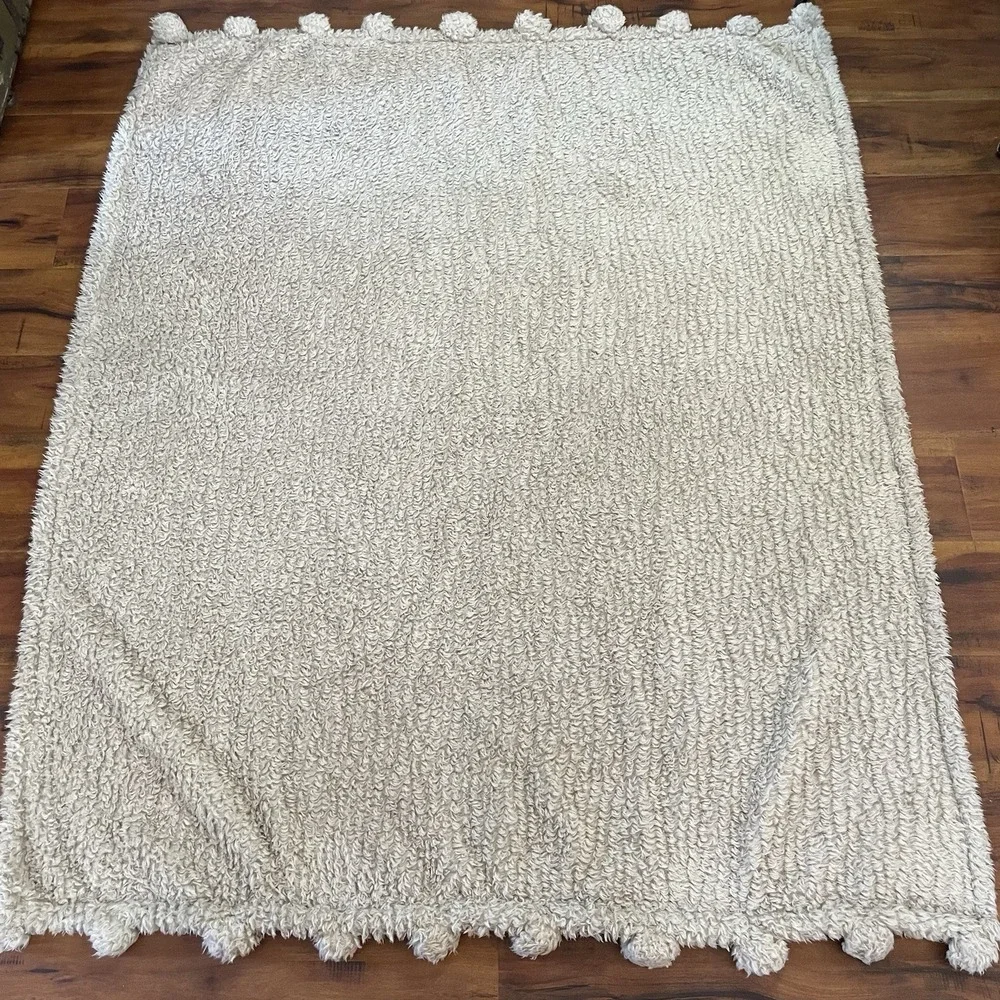 Pottery Barn Faux Fur Throw Blanket 50